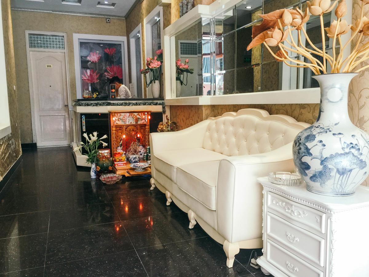 Tran Gia - Lang Ha Hotel Ханой Екстериор снимка