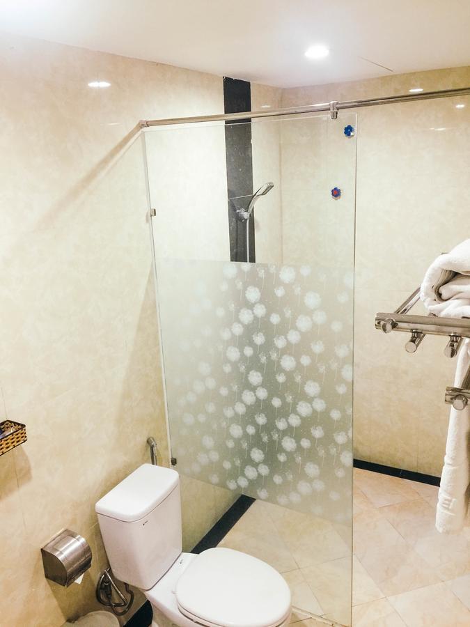 Tran Gia - Lang Ha Hotel Ханой Екстериор снимка